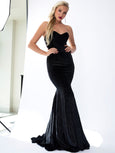 Cindy Gown Black